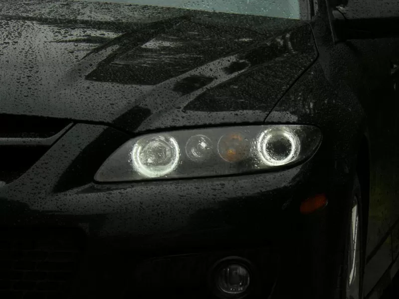 Ангельские глазки mazda 6
