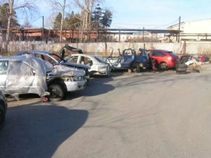 авторазбор, запчасти, автозапчасти для легковых автомобилей