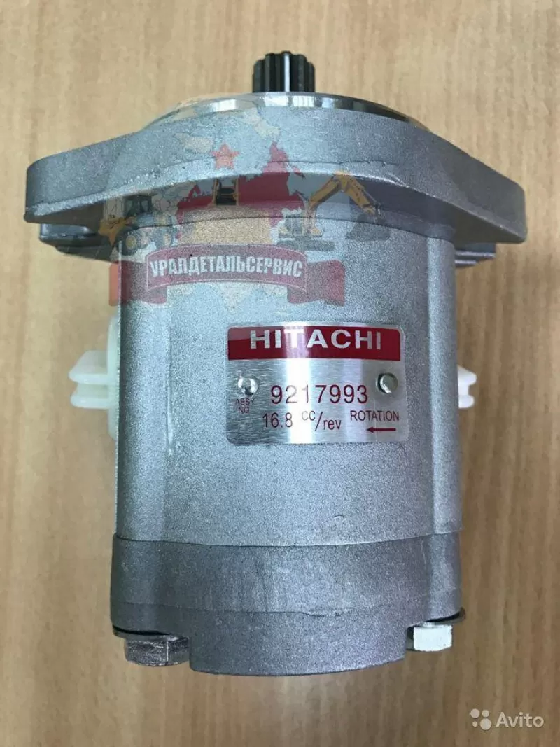 Насос 9217993 Hitachi